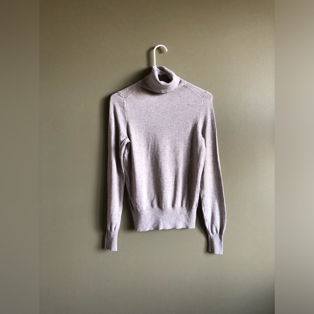 New H&M Women Stretchy Neutral nude tan Turtle Neck Knit Sweater Size XS